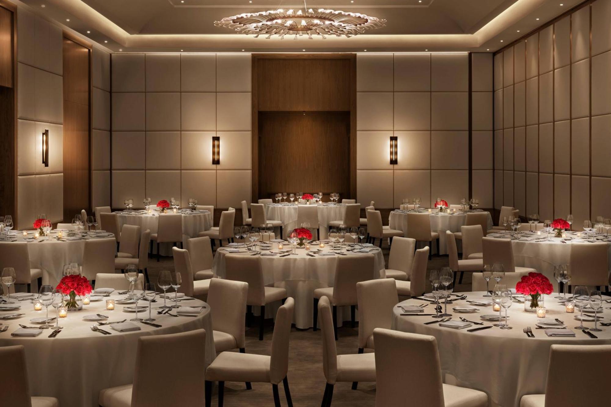 The Abu Dhabi Edition Eksteriør billede The ballroom