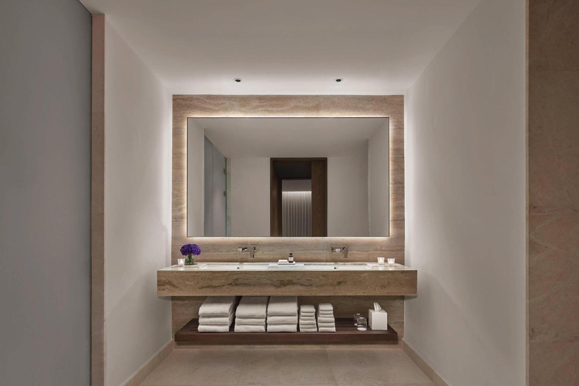 The Abu Dhabi Edition Eksteriør billede Bathroom