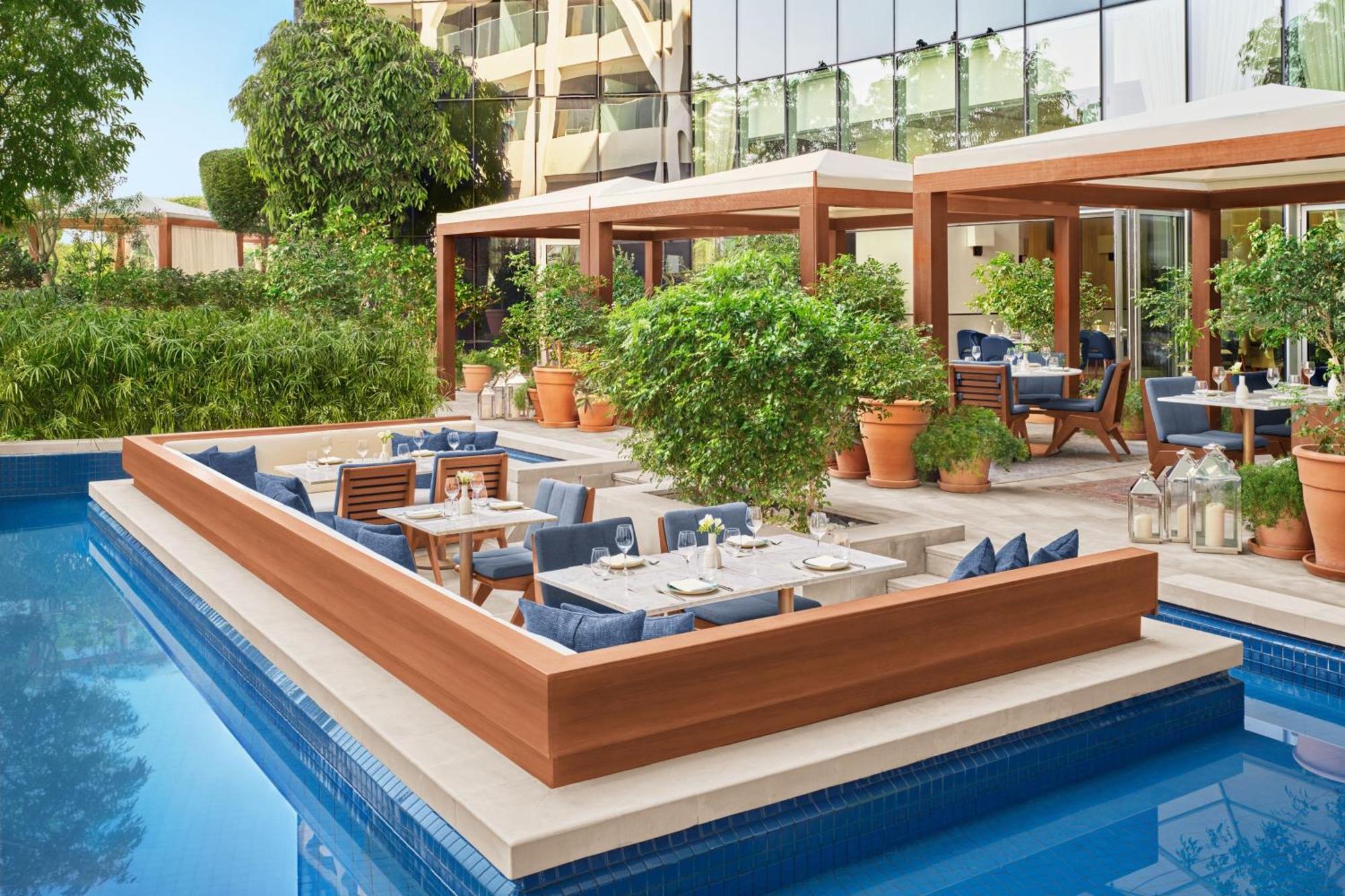 The Abu Dhabi Edition Eksteriør billede The Pool at the Westin Athens